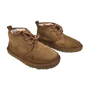 UGG MEN’S NEUMEL CHUKKA SUEDE LACE‑UP BOOTS – SIZE 5 (EU 38 / WOMEN’S 6.5–7)